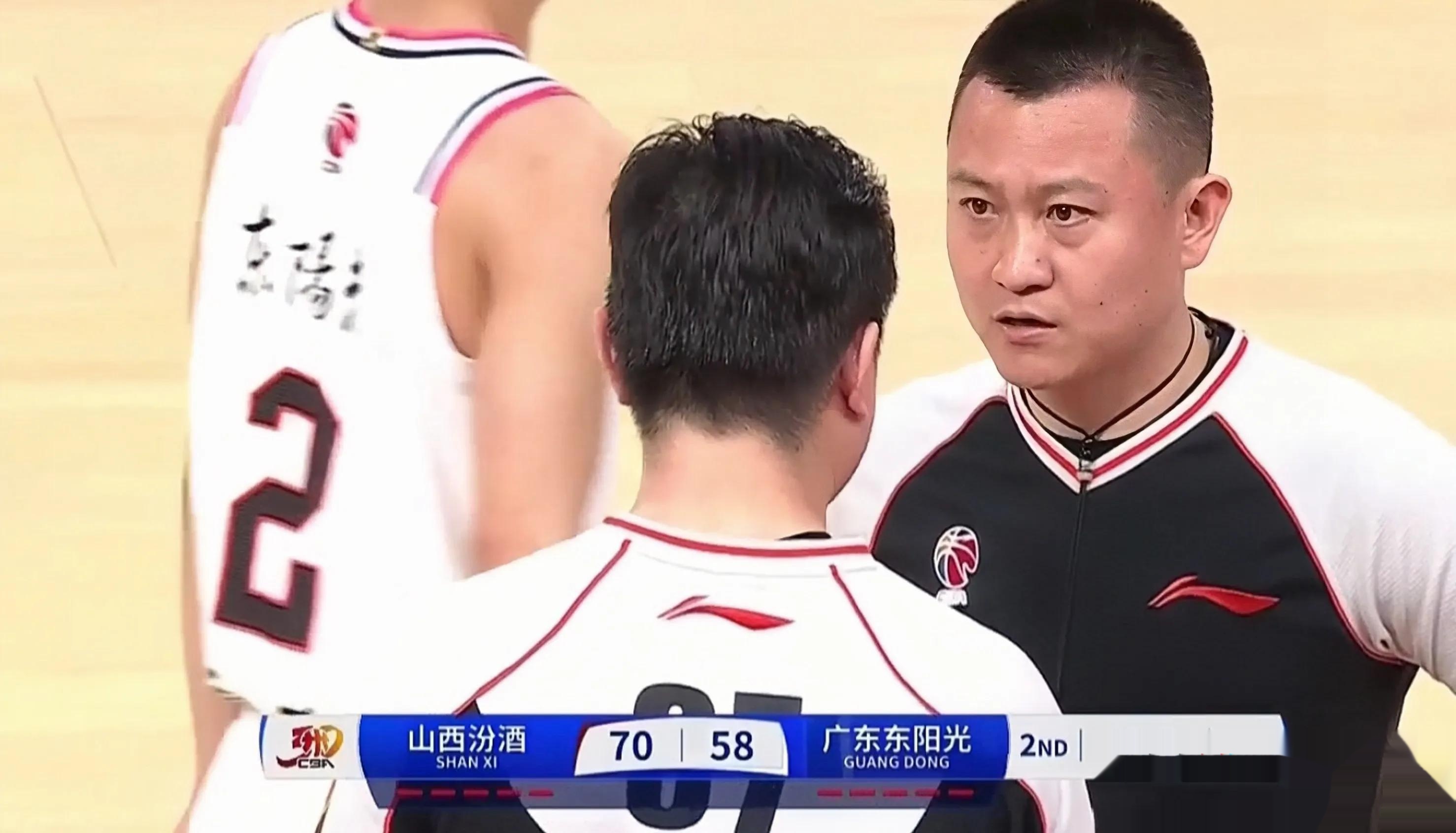 爱游戏在线-CBA季后赛清晨再迎强敌,里昂手感冰凉,主帅态度:压力陡增,医务组通报恢复的简单介绍-爱游戏在线