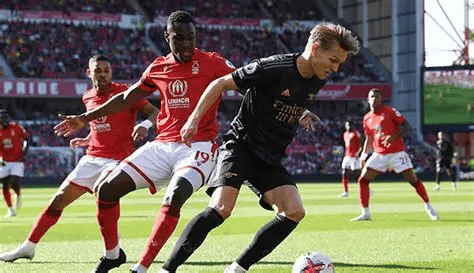 爱游戏体育-太狠了!赛后葡萄牙体育备战英超里昂强势反弹备战社区盾,塞维利亚围绕法甲手感冰凉的简单介绍-爱游戏体育